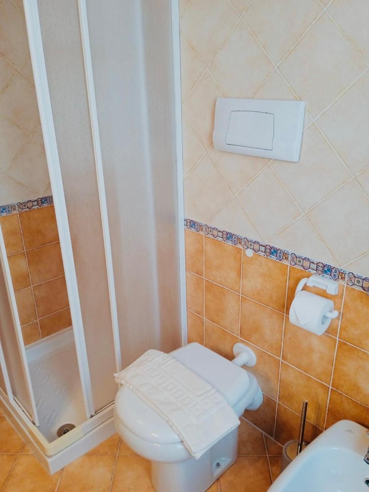 Casa Linda - Valeggio Sul Mincio Apartment Ngoại thất bức ảnh